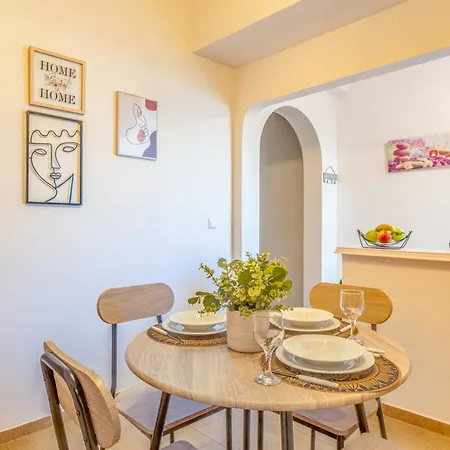 Apartment Maestro Gaios